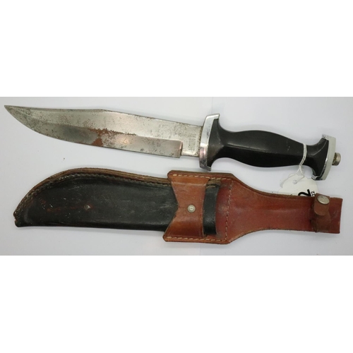 2032 - Whitby & Co Solingen Bowie style knife with leather sheath and German dagger handle, blade L: 18 cm.... 