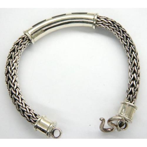 56 - 925 silver bracelet, L: 17 cm, 34g. P&P Group 1 (£14+VAT for the first lot and £1+VAT for subsequent... 