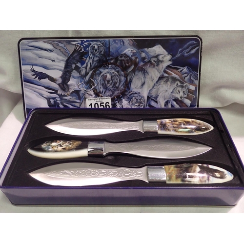 1056 - Boxed set of wolf handled knives. P&P Group 2 (£18+VAT for the first lot and £3+VAT for subsequent l... 