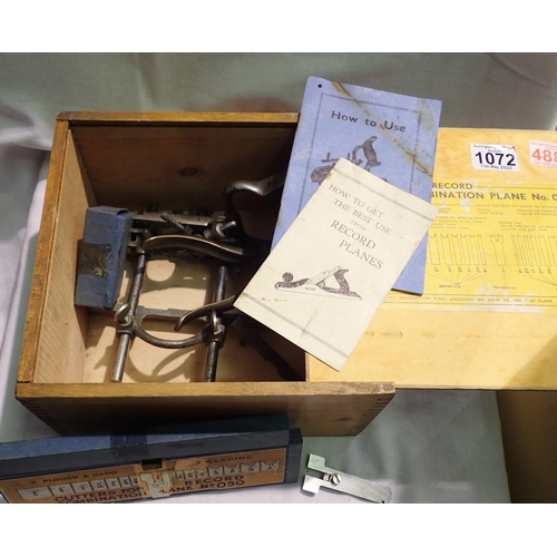 1072 - Record 050 combination plane boxed with cutter blades. Not available for in-house P&P, contact Paul ... 