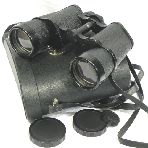 290 - Zenith 10 x 50 field binoculars, 5.5, cased with lens cap. P&P Group 2 (£18+VAT for the first lot an... 