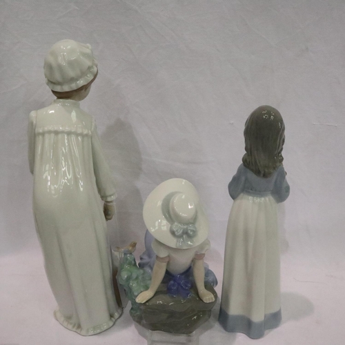 181 - Three mixed Nao figurines, largest H: 26 cm, no cracks, chips or visible restoration. P&P Group 3 (£... 