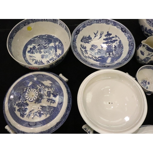 213 - Quantity of Wedgwood ceramics in the Willow pattern including tureens. No cracks, chips or visible r... 