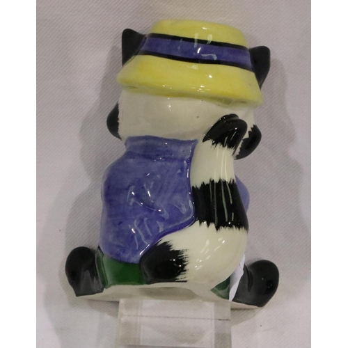 216 - Lorna Bailey cat, Fisherman, H: 11 cm. No cracks, chips or visible restoration. P&P Group 1 (£14+VAT... 