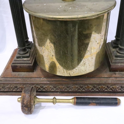 267 - 19th Century oak framed portico dinner gong with large brass bell and hammer, H: 30 cm. P&P Group 3 ... 