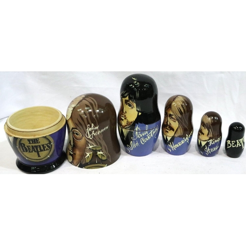 278 - Nesting Russian type doll set of The Beatles. P&P Group 1 (£14+VAT for the first lot and £1+VAT for ... 