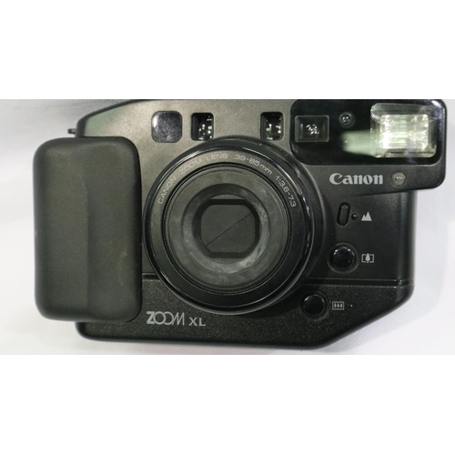 292 - Canon Sure Shot Zoom XL 35mm camera. P&P Group 2 (£18+VAT for the first lot and £3+VAT for subsequen... 