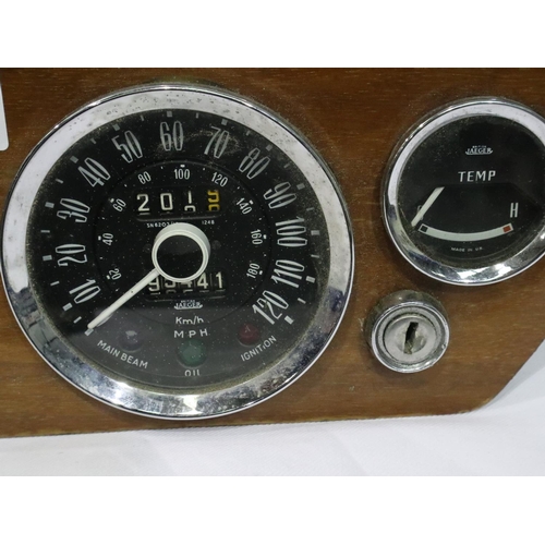 316 - Car dashboard with Jaeger dials. P&P Group 2 (£18+VAT for the first lot and £3+VAT for subsequent lo... 