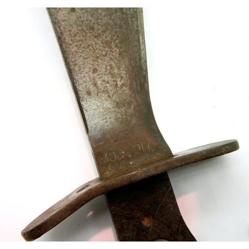 2196 - Leather sheathed WWII with fighting knife, lacking grips, blade stamped Plumb Phila 1915. P&P Group ... 