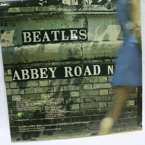 366 - Beatles White album number 230139, Abbey Road, Sgt Pepper and two John Lennon. P&P Group 2 (£18+VAT ... 