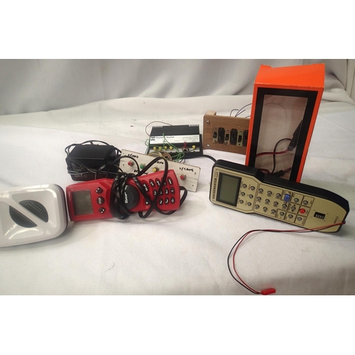 2211 - Gaugemaster Decoder Doctor, DCC loco and decoder tester, read and program all CVs plus other electri... 