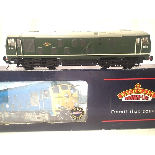 2075 - Bachman 32429 Class 24 diesel D5011, BR Green Late Crest. Marks on body, box is fair and condition i... 