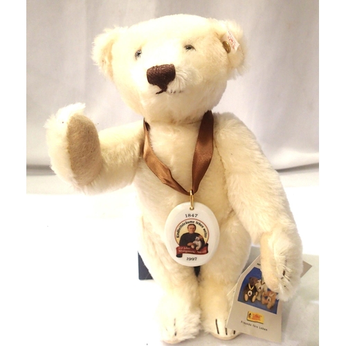 2093 - Steiff mohair bear, 150 Year Margarete Steiff Anniversary, H: 28 cm, with tags, excellent condition.... 