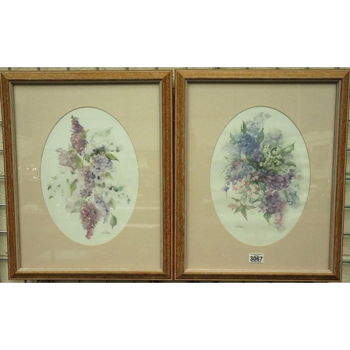 3067 - Sue Ellen Wilder (20th century): pair of watercolours, still life floral arrangements. Not available... 