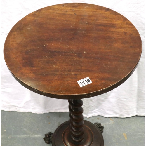 3136 - An early 19th century mahogany lamp table, with circular top and twist column support, D: 47 cm H: 7... 