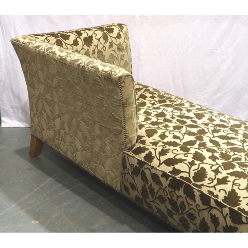 3149 - A contemporary upholstered chaise longue, H: 170 x 80 x 75 cm. Not available for in-house P&P, conta... 