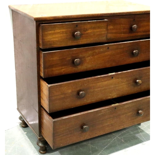 3154 - George III walnut chest of two-short above three-long drawers, H: 110 x 55 x 107 cm. Not available f... 