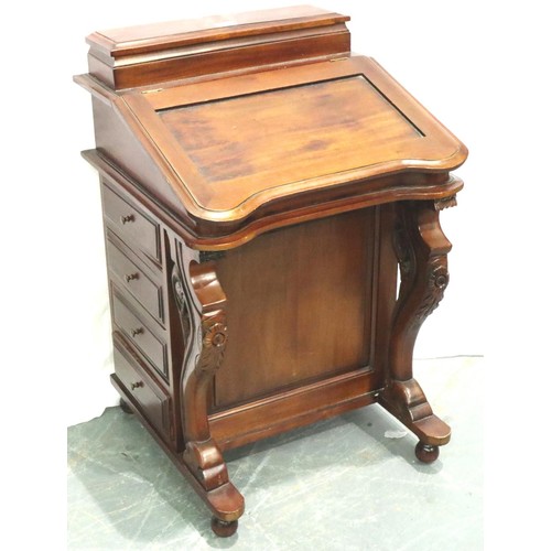 3173 - A modern hardwood Davenport desk, having eight short drawers and fitted interior, 55 x 55 x 83 cm H.... 