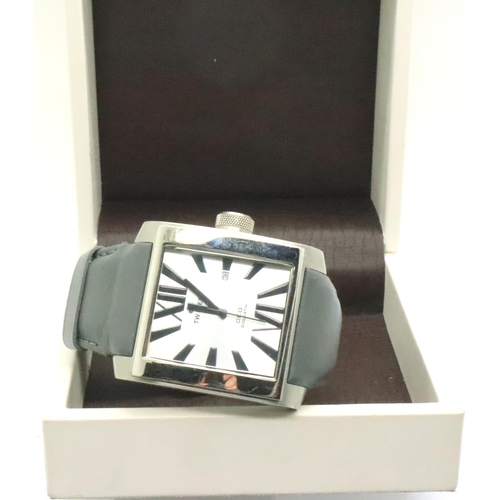 68 - TW Steel: Goliath wristwatch, working at lotting. P&P Group 1 (£14+VAT for the first lot and £1+VAT ... 