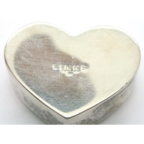 105 - Boxed Links of London heart shape sterling silver trinket jewellery box. P&P Group 1 (£14+VAT for th... 