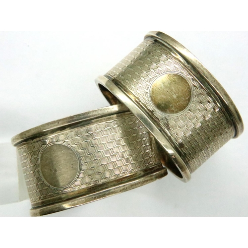 108 - Pair of hallmarked silver napkin rings, Birmingham assay 1930, combined 74g. P&P Group 1 (£14+VAT fo... 