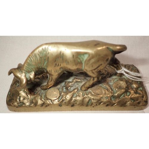 1085 - 19th century French brass bull, L: 11 cm. P&P Group 1 (£14+VAT for the first lot and £1+VAT for subs... 