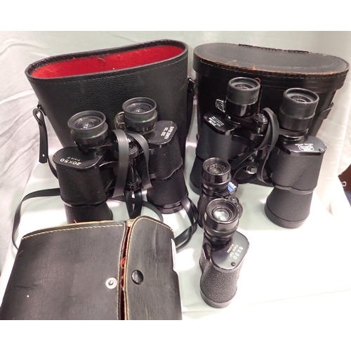 1096 - Three sets of cased binoculars. P&P Group 3 (£25+VAT for the first lot and £5+VAT for subsequent lot... 