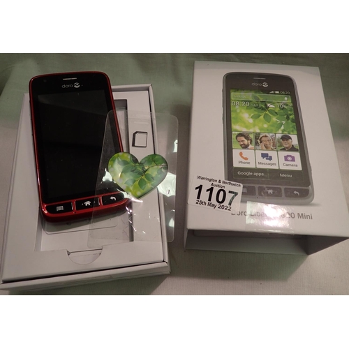 1107 - Boxed Doro Liberto 820 mini smartphone. P&P Group 1 (£14+VAT for the first lot and £1+VAT for subseq... 