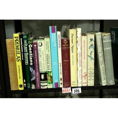 306 - Shelf of books on plants and flowers. P&P Group 3 (£25+VAT for the first lot and £5+VAT for subseque... 