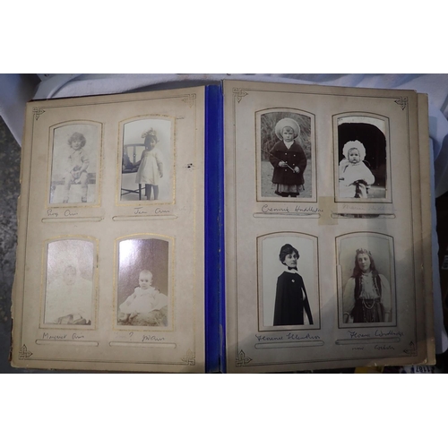 1183 - Victorian/Edwardian photograph album of the Woodbridge/Moore family Croydon. P&P Group 2 (£18+VAT fo... 