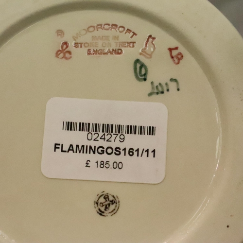 191 - Moorcroft vase in the Flamingo pattern, H: 30 cm. No cracks, chips or visible restoration. P&P Group... 