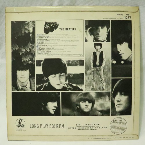 318 - The Beatles Rubber Soul, black and yellow label, XEX580-1 PMC 1267. Good used/played condition, mino... 