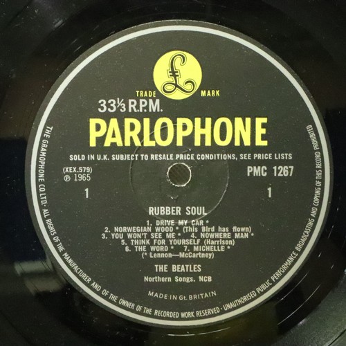 318 - The Beatles Rubber Soul, black and yellow label, XEX580-1 PMC 1267. Good used/played condition, mino... 