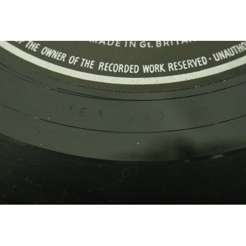 318 - The Beatles Rubber Soul, black and yellow label, XEX580-1 PMC 1267. Good used/played condition, mino... 