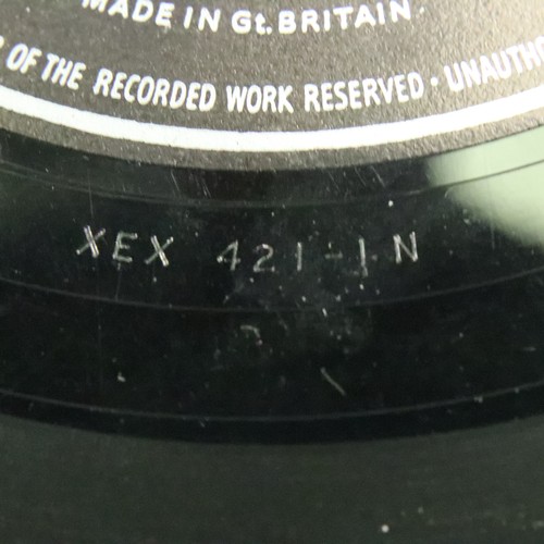 323 - The Beatles Please Please Me, black and gold label XEX421-IN. Some songs attributed to Dick James Mu... 