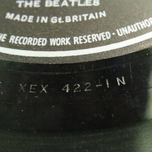 323 - The Beatles Please Please Me, black and gold label XEX421-IN. Some songs attributed to Dick James Mu... 