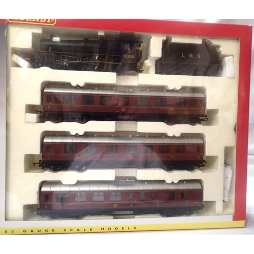 2093 - Hornby R2887m Thames Forth Express, train pack. Comprising of Black Five 5026, LMS Black with three ... 