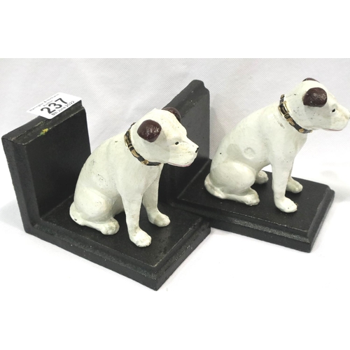 1289 - Pair of cast iron Nipper dog bookends, H: 12 cm. P&P Group 2 (£18+VAT for the first lot and £3+VAT f... 