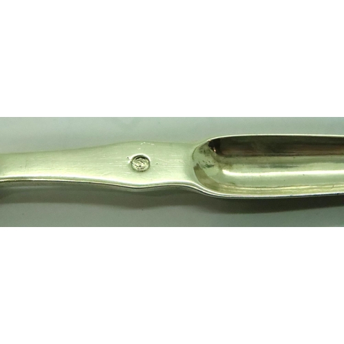 137 - Pair of 19th century white metal likely silver, sugar tongs, L: 15 cm, 54g. P&P Group 1 (£14+VAT for... 