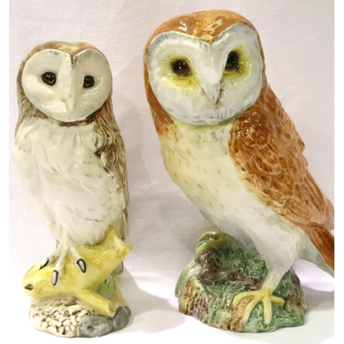 187 - Beswick barn owl figurine H: 19 cm, with Whyte and Mackay barn owl by John G Longue, H: 17 cm. P&P G... 