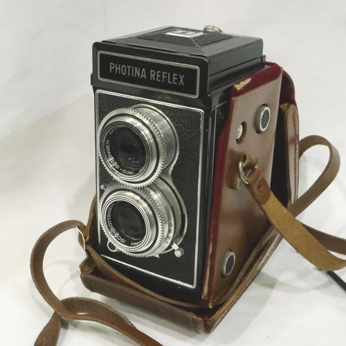 394 - Collection of mixed cameras to include Photini twin lens reflex and a lucimeter enlarging ensign fol... 