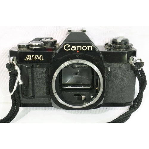 400 - Canon AVI with Canon Zoom lens and a Pentax KX with 50mm lens. P&P Group 2 (£18+VAT for the first lo... 