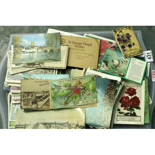 431 - Tray of mixed postcards including vintage humours examples. P&P Group 1 (£14+VAT for the first lot a... 