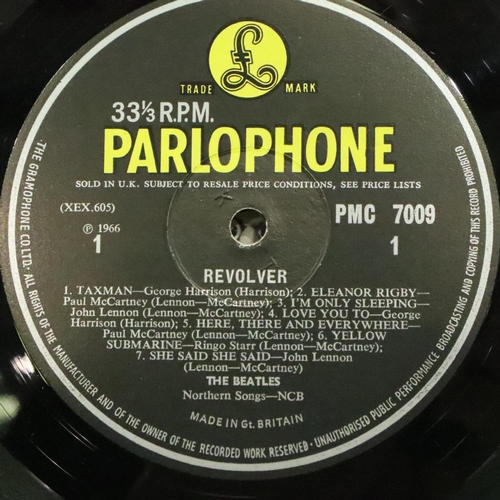 457 - The Beatles Revolver (mono), black and yellow label, XEX605-3 PMC 7009. Good used/played condition, ... 