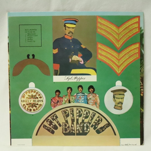 461 - The Beatles Sgt Peppers Lonely Hearts Band, YEX637-1 PCS 7027, with insert. Good used/played conditi... 