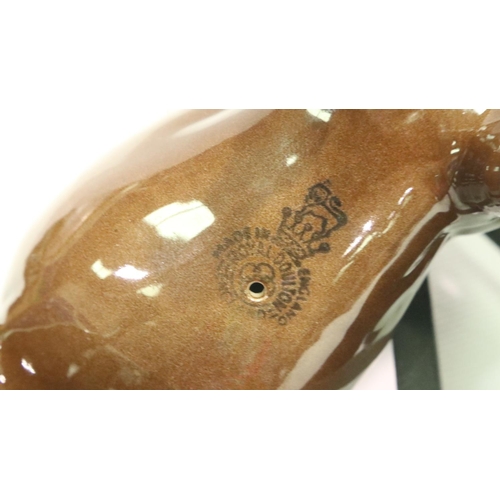 165 - Two Doulton brown horses, H : 12 cm. No cracks, chips or visible restoration. P&P Group 1 (£14+VAT f... 