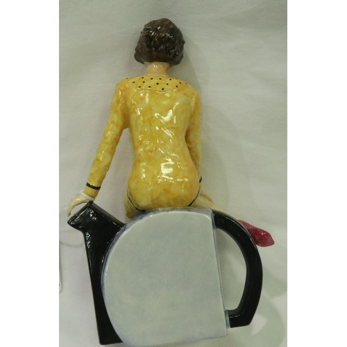 210 - Artist original colourway 1/1 for Peggy Davis by Victoria Bourne figurine, H: 21 cm. P&P Group 2 (£1... 