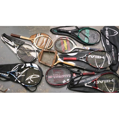 1186 - Shelf of good quality tennis racquets. Not available for in-house P&P, contact Paul O'Hea at Mailbox... 