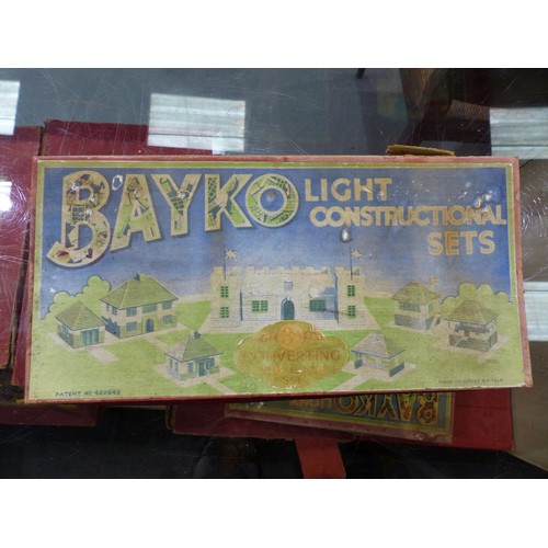 2127 - Ten Bayko set boxes containing quantity of parts, books etc. Contents of sets unchecked, boxes mostl... 