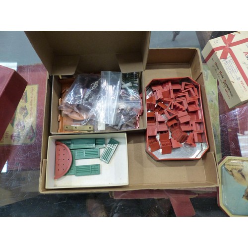 2127 - Ten Bayko set boxes containing quantity of parts, books etc. Contents of sets unchecked, boxes mostl... 